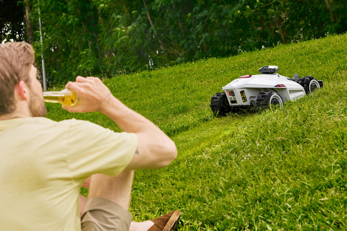 Pros and Cons of Robot Lawn Mowers