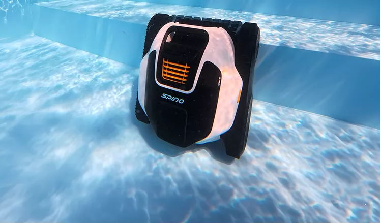 SPINO E1 underwater